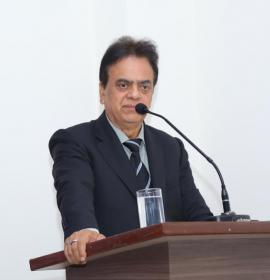 Shri J C Chaudhry Addressing Students